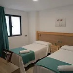 Turisticos Puerta De San Isidro 1-4 * Ávila