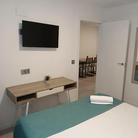 Apartmán Turisticos Puerta De San Isidro 1-4 *