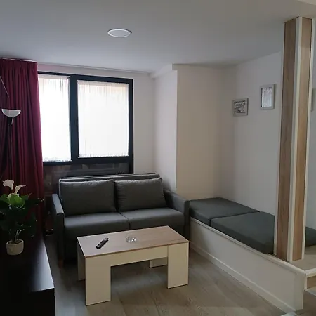 Turisticos Puerta De San Isidro 1-4 *