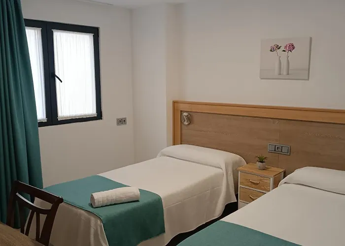 Turisticos Puerta De San Isidro 1-4 * Avila